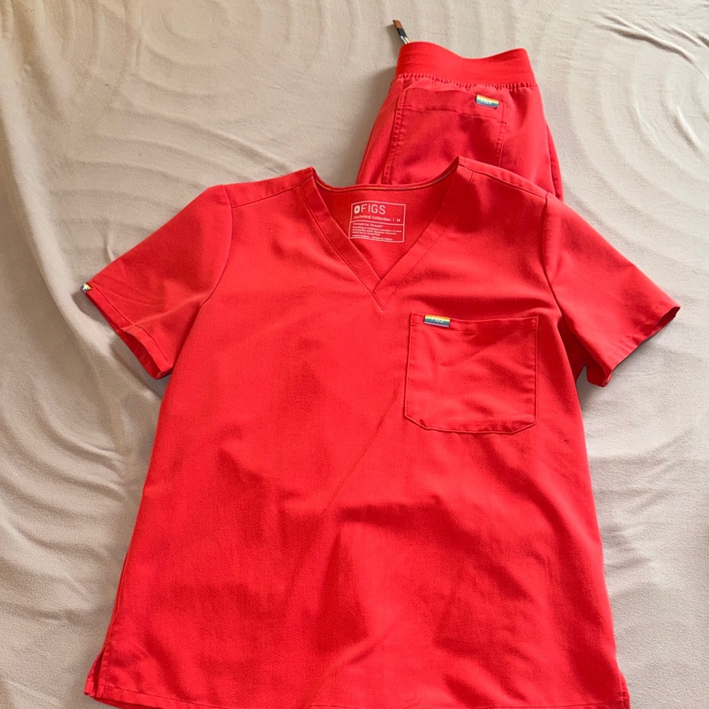 Figs Bright Red Short Sleeve Tee